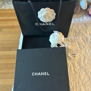 Chanel Black and White Gift Set